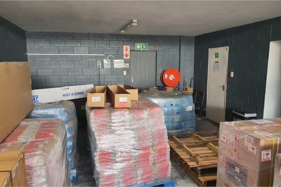 To Let commercial Property for Rent in Walmer Eastern Cape
